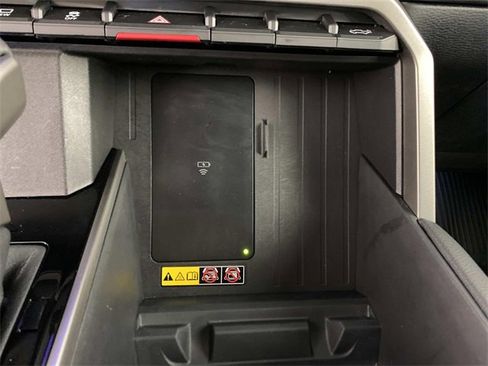 Used 2025 Toyota Tundra Limited image 22