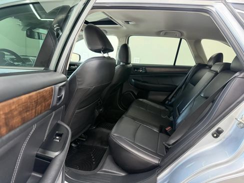 Used 2018 Subaru Outback 2.5i Limited AWD/4WD image 19