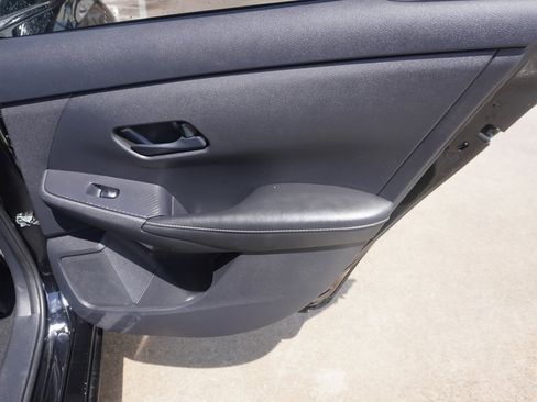 Used 2024 Nissan Sentra SV image 18