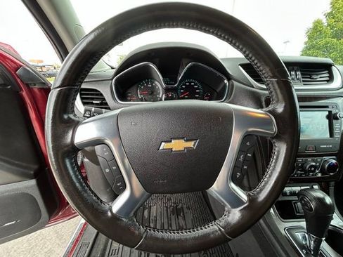 Used 2016 Chevrolet Traverse LT AWD/4WD image 15