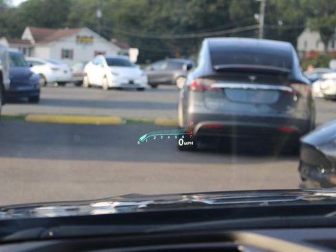 Used 2023 Buick Envision Avenir image 23