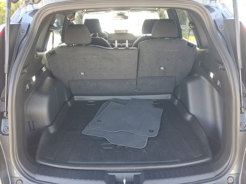 Used 2025 Honda CR-V Sport image 8