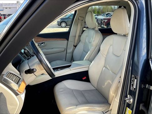 Used 2022 Volvo XC90 T8 Inscription Expression AWD/4WD image 22