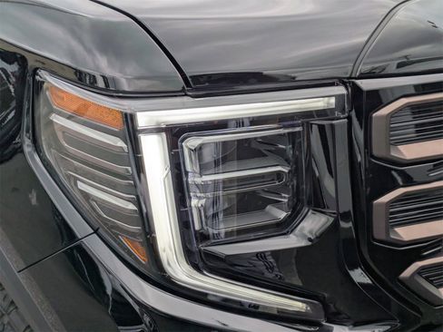 Used 2026 GMC Sierra 1500 AT4X image 10