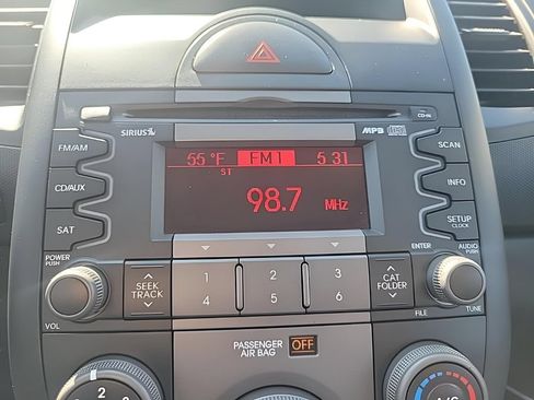 Used 2010 Kia Soul FWD image 13