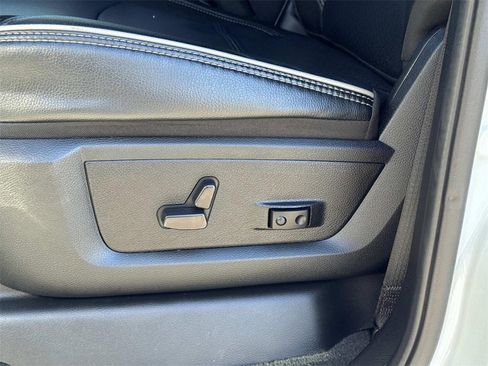 Used 2024 RAM 3500 Laramie w/ Night Edition image 20