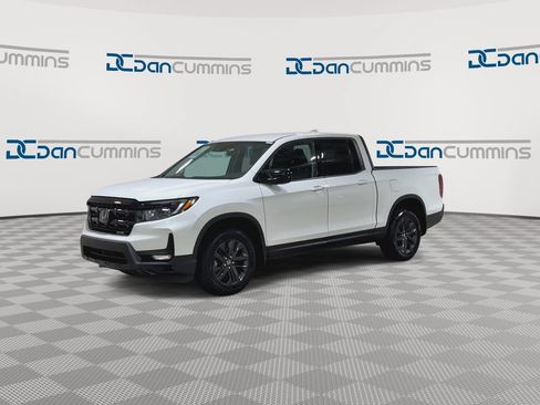 Used 2024 Honda Ridgeline Sport image 4