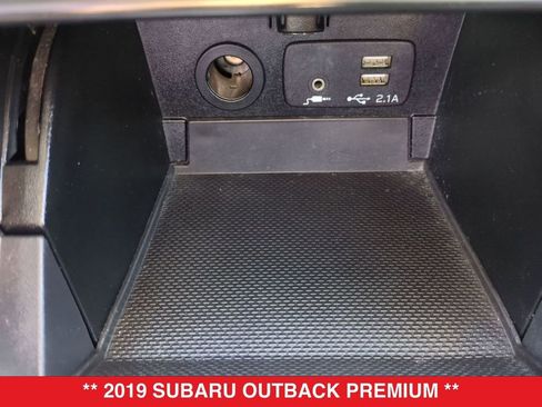 Used 2019 Subaru Outback 2.5i Premium image 29