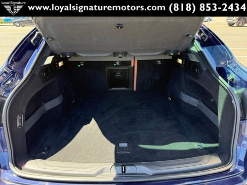 Used 2019 Maserati Levante image 10
