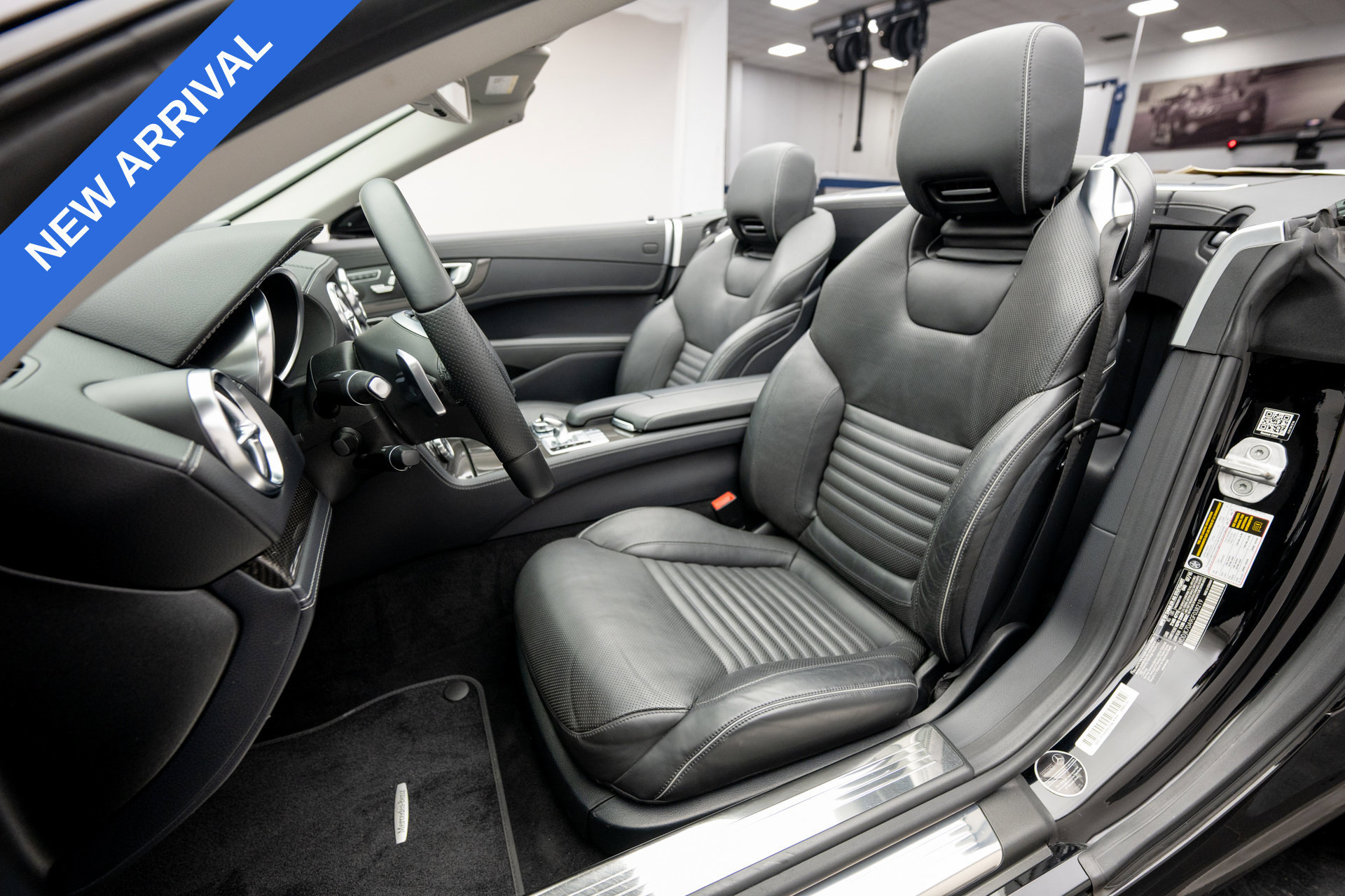 Used 2016 Mercedes-Benz SL 550 image 13