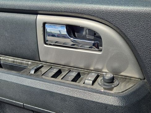 Used 2017 Ford Expedition Limited w/ Equipment Group 301A RWD image 24