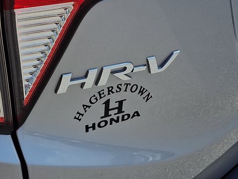 Used 2020 Honda HR-V Sport image 30