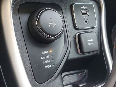 Used 2021 Jeep Compass 80th Special Edition image 31