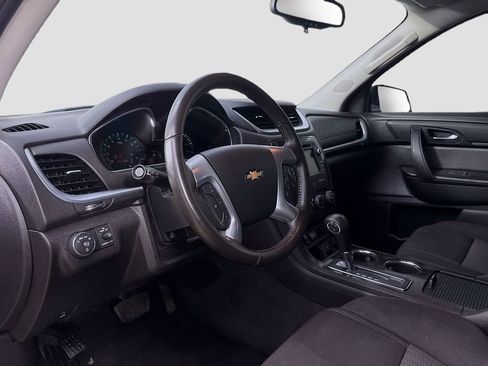Used 2016 Chevrolet Traverse LT FWD image 10