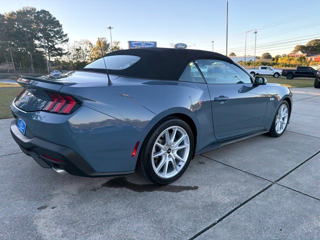 Used 2025 Ford Mustang GT Premium RWD image 7