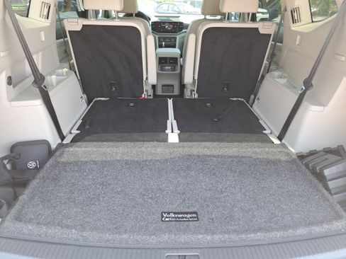 Certified 2023 Volkswagen Atlas SE w/ Panoramic Sunroof Package AWD/4WD image 13