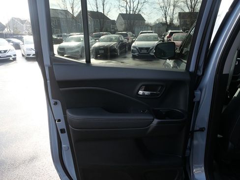 Used 2023 Honda Ridgeline RTL-E image 25