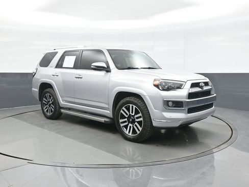 Used 2015 Toyota 4Runner Limited image 1
