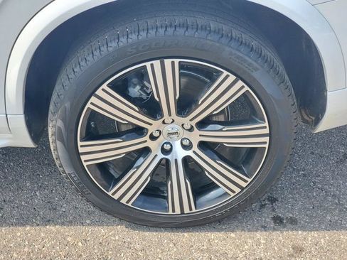 Used 2025 Volvo XC90 T8 Plus w/ Protection Package Premier AWD/4WD image 7