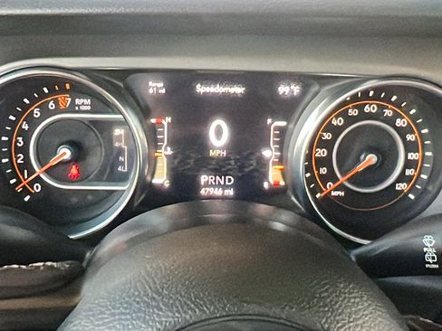 Used 2021 Jeep Wrangler Unlimited Sport image 33