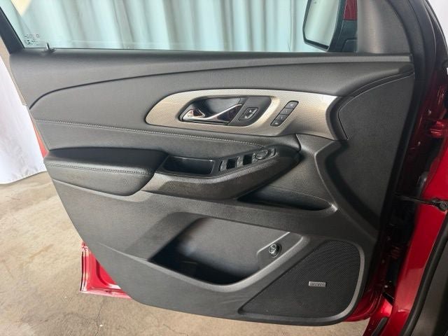 Used 2022 Chevrolet Traverse Premier AWD/4WD image 13