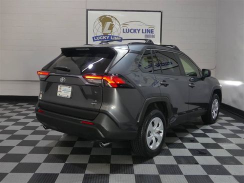 Used 2020 Toyota RAV4 LE w/ All Weather Liner Package AWD/4WD image 10