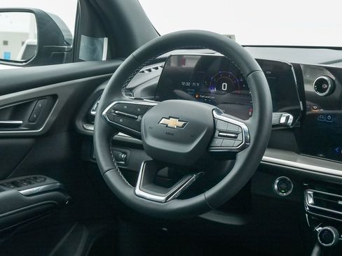 New 2026 Chevrolet Traverse LT w/ Driver Confidence Package FWD image 14