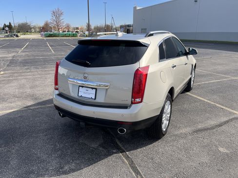 Used 2016 Cadillac SRX Luxury w/ Driver Awareness Package AWD/4WD image 6