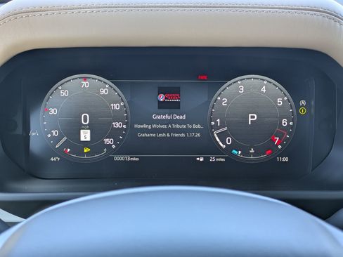 New 2026 Land Rover Defender 110 X-Dynamic SE image 10