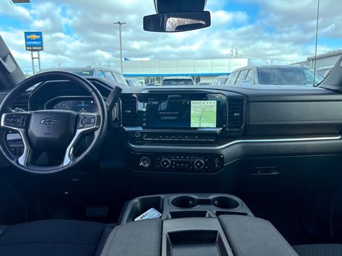 Certified 2022 Chevrolet Silverado 1500 RST image 26