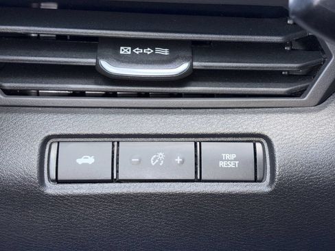 Certified 2025 Nissan Altima 2.5 SR w/ SR Premium Package FWD image 21