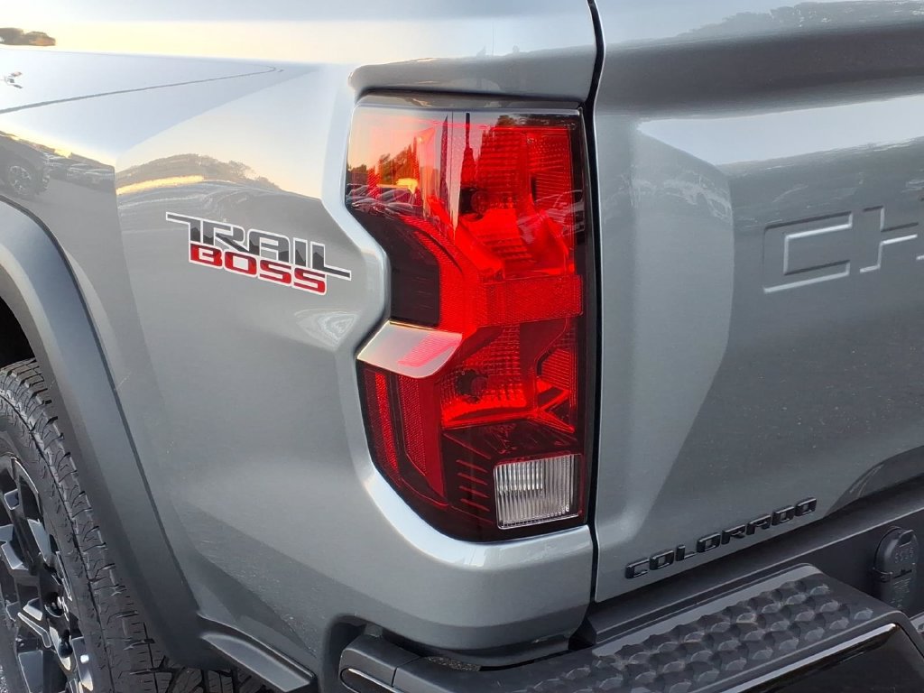 New 2026 Chevrolet Colorado Trail Boss AWD/4WD image 9