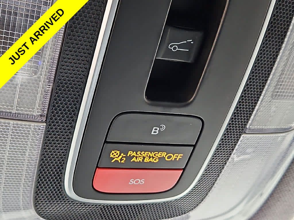 Used 2025 Hyundai Elantra SEL FWD image 26