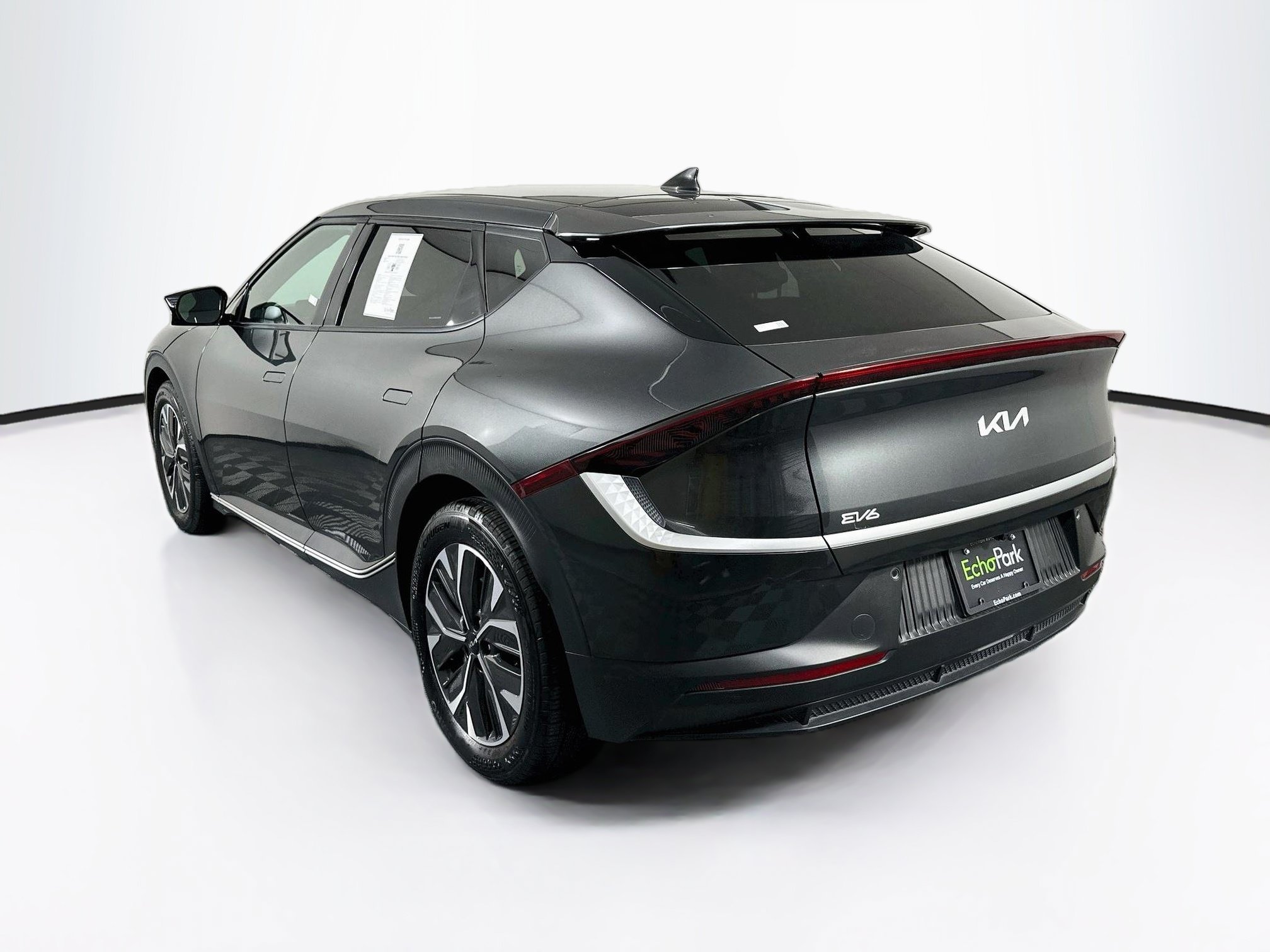Used 2024 Kia EV6 Light RWD image 5
