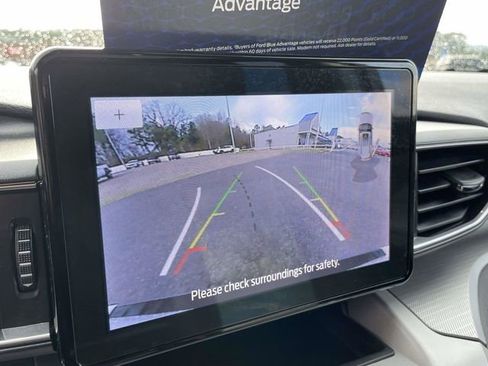 Certified 2023 Ford Explorer XLT w/ Equipment Group 202A image 29