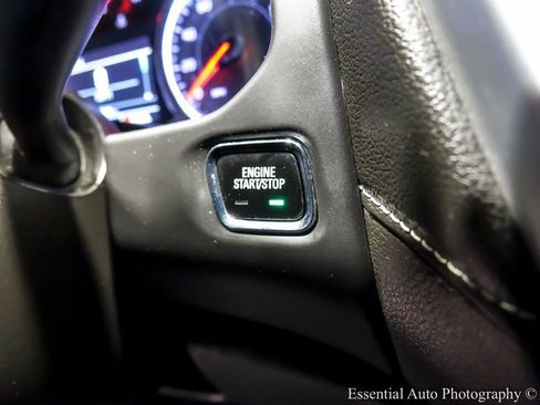 Used 2019 GMC Acadia SLT image 22