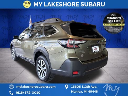 Certified 2024 Subaru Outback Premium AWD/4WD image 8