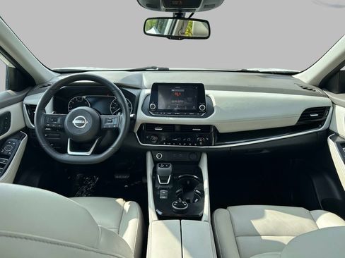 Used 2023 Nissan Rogue SL AWD/4WD image 21