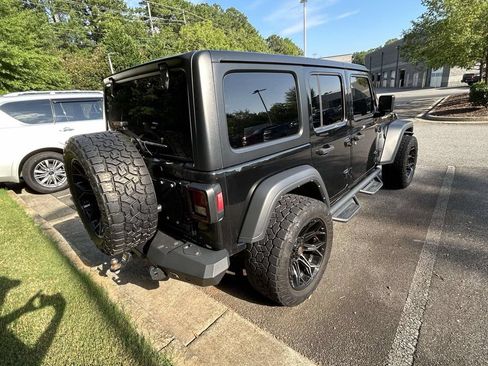 Used 2024 Jeep Wrangler Unlimited Sport AWD/4WD image 5