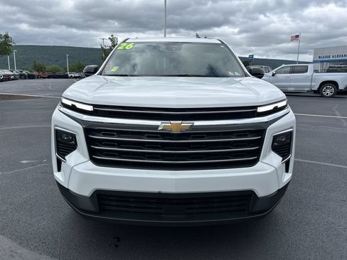 Used 2026 Chevrolet Traverse LT AWD/4WD image 12