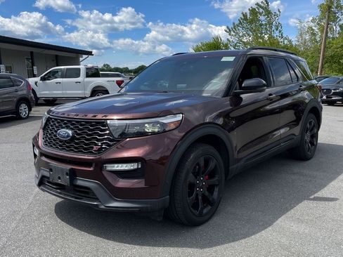 Used 2020 Ford Explorer ST w/ ST Street Pack AWD/4WD image 2