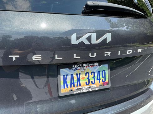 Used 2023 Kia Telluride S FWD image 24