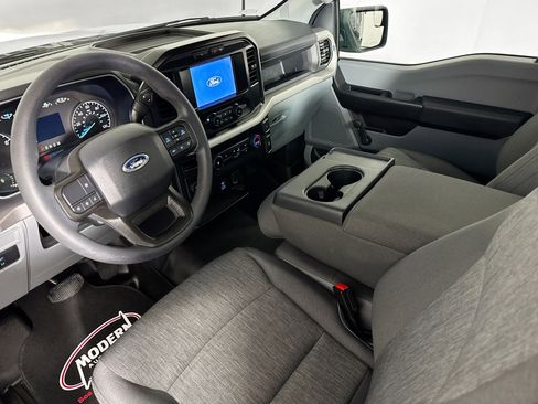 Used 2022 Ford F150 XL image 5