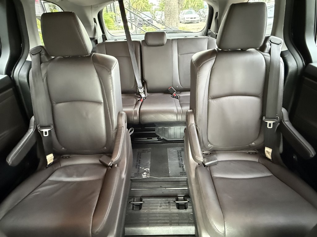 Used 2018 Honda Odyssey EX-L image 15
