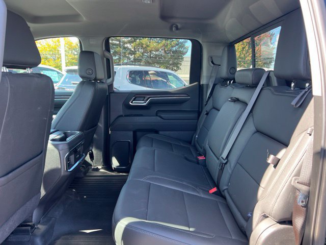 Used 2024 GMC Sierra 1500 SLT w/ SLT Premium Plus Package AWD/4WD image 16