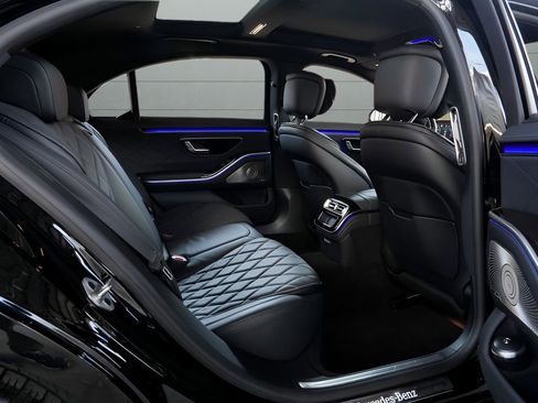Used 2023 Mercedes-Benz S 580 4MATIC Sedan image 60