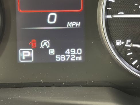 Used 2025 Subaru Outback Premium AWD/4WD image 5