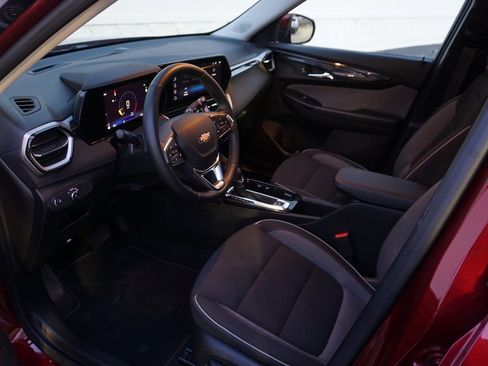 Certified 2024 Chevrolet TrailBlazer LT w/ Convenience Package image 9