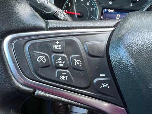 Used 2024 Chevrolet Equinox LT w/ LPO, Floor Liner Package FWD image 39
