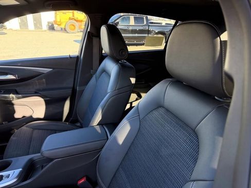 New 2026 Buick Envista Preferred image 9